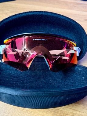Oakley ENCODER  Prizm Field Lenses, 
Matte White Frame